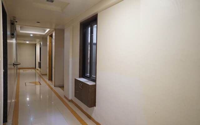 OYO 23430 Hotel Radiant