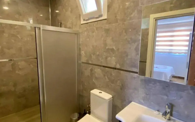 Yalçın Hotel