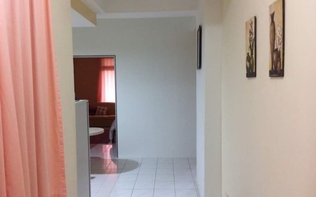2 Bedrooms Apartment by Paul
