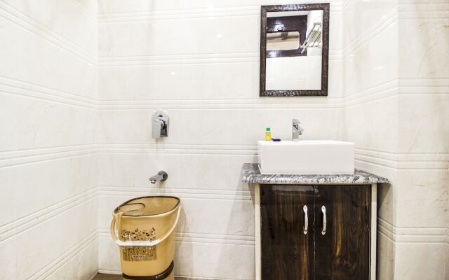 FabHotel Sant Homestay Golden Temple