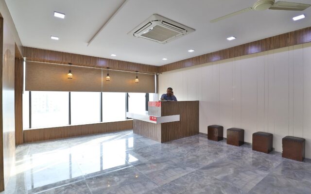 Hotel Blue Heaven & Banquet By OYO Rooms