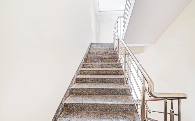 Collection O 92647 Hotel Aditya Grand