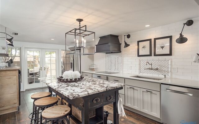 Camelback Mountain 2 BR by Casago