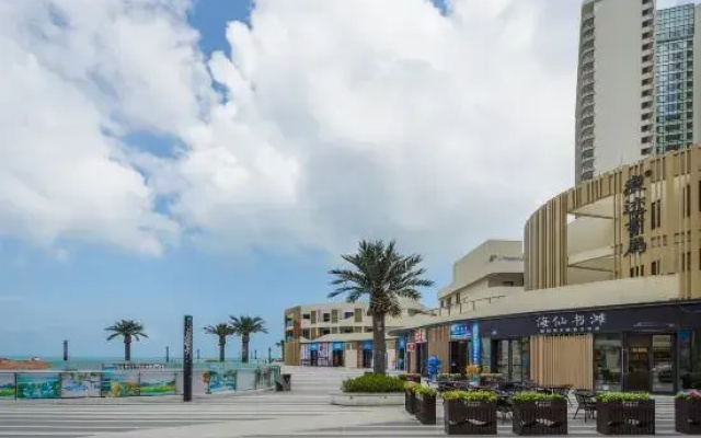 Shuangyuewan Qingfeng Xiaozhu Seaview Hotel (Honghai Jin'an Branch)