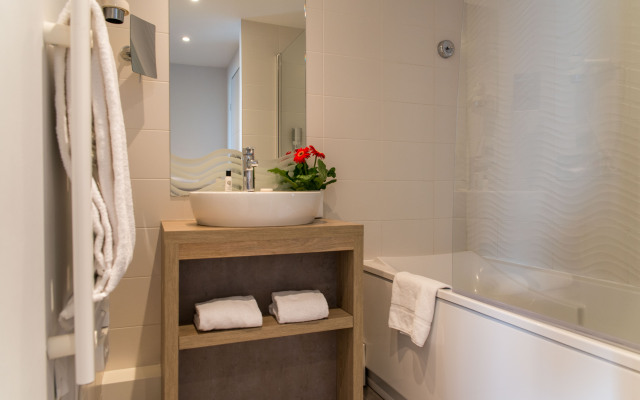 Best Western Les Aureliades