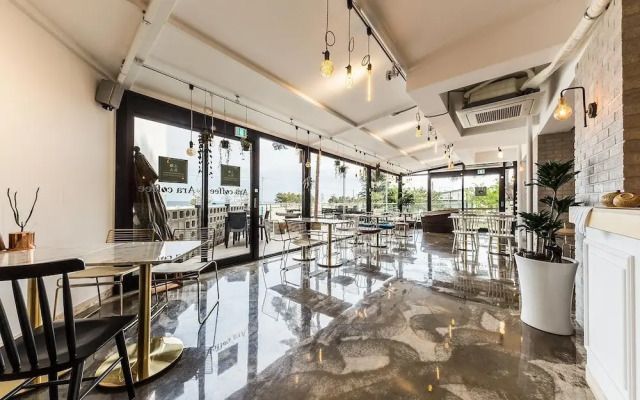 Goseong Natural House