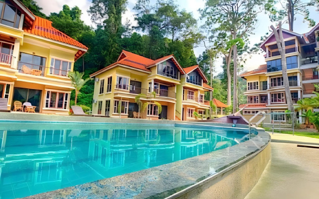 Anjungan Beach Resort