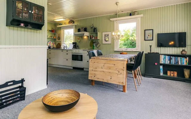 2 Person Holiday Home in Thyholm-by Traum