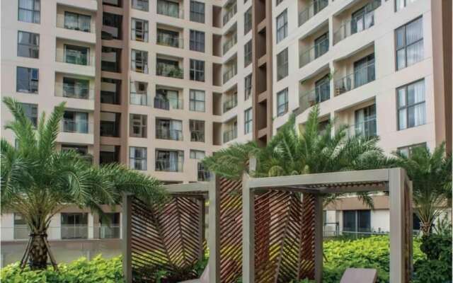 Super City Center - Free Pool Gym 8