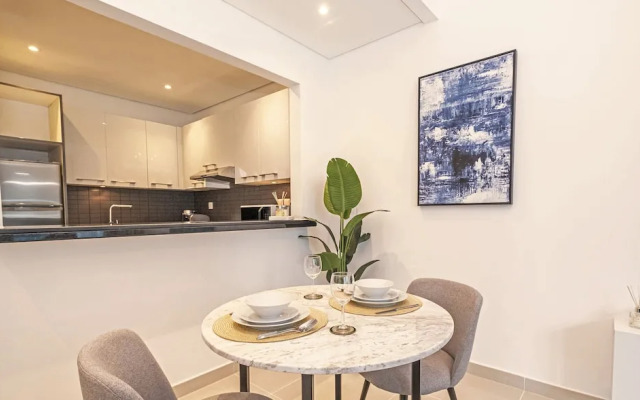 LUX | The Silverene Marina View Studio