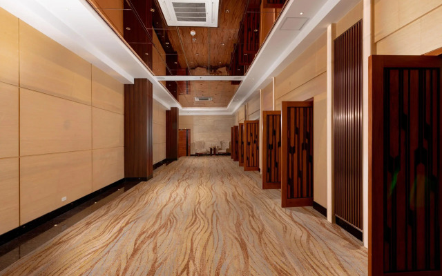 Best Western Plus Metro Clark