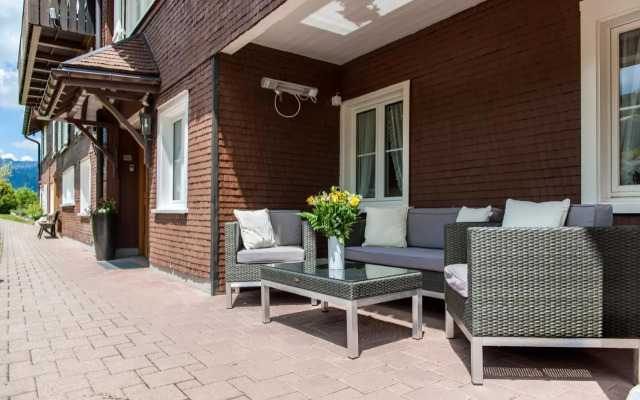 Gade Lodge