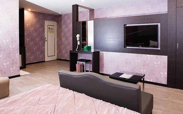 Midi Motel Ping Tung Branch