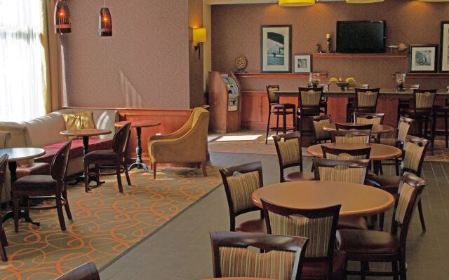 Hampton Inn & Suites Chesapeake-Battlefield Blvd.