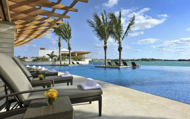 Hamilton Princess & Beach Club - a Fairmont Managed Hotel