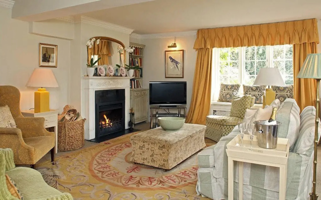 Goodwood Cottage