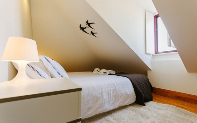 Rent4rest Mouraria Lisbon 1 Bedroom Duplex Apartment