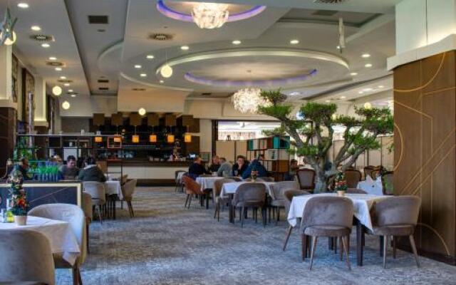 Amazona Hotel
