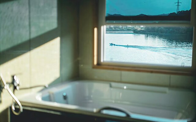 Chuncheon Feel Motion Pension