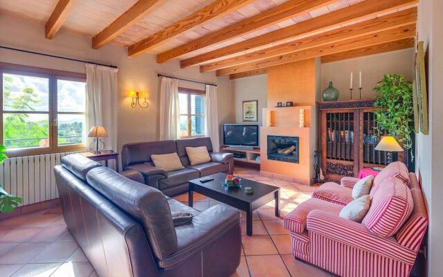 New! Villa Alaro by Priority
