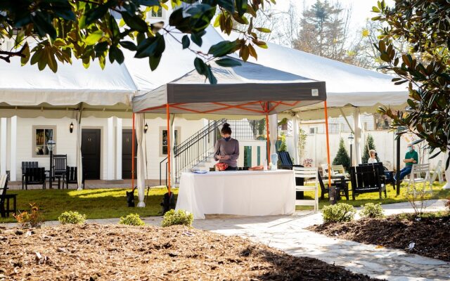 The Colonial Inn, an Ascend Collection Hotel