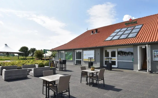 Water Villa With Garden and Jetty Near Harderwijk