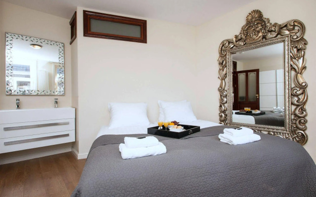 Leidse Square City Center Apartments