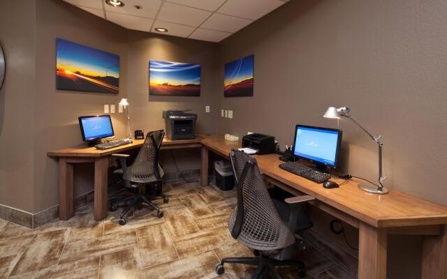 Best Western Plus Scottsdale Thunderbird Suites