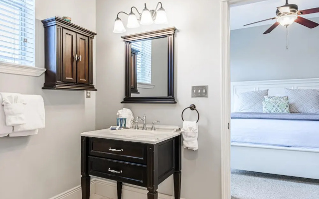 Topsail Village 824