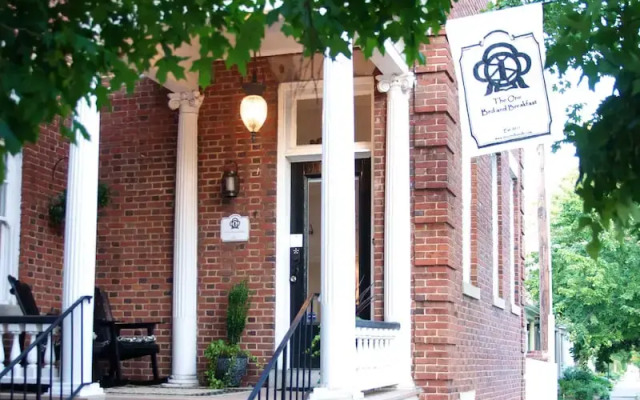The One Bed and Breakfast