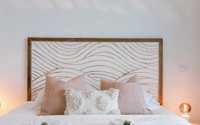 Your Perfect Coastal Escape With Swimming Pool