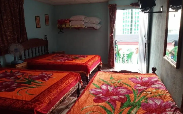 Santa Clara Cuba Bed and Breakfast Hostal Vista Park