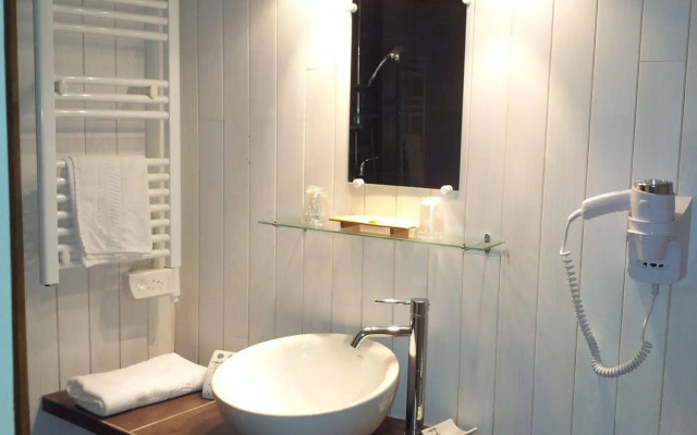 Logis Auberge La Barguillère