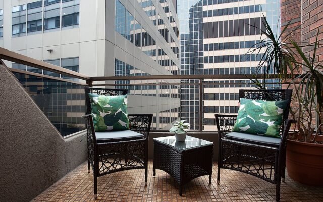 York St Apartment
