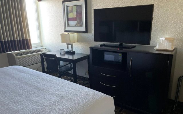 Baymont by Wyndham Scranton Dunmore