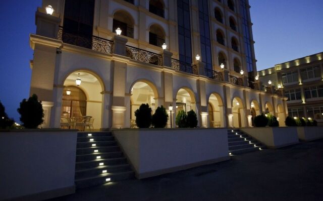 Shirvan Hotel & SPA