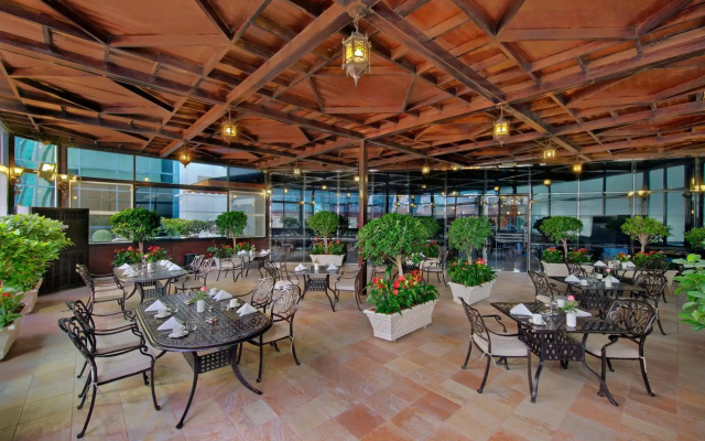 Ezdan Hotel Residence