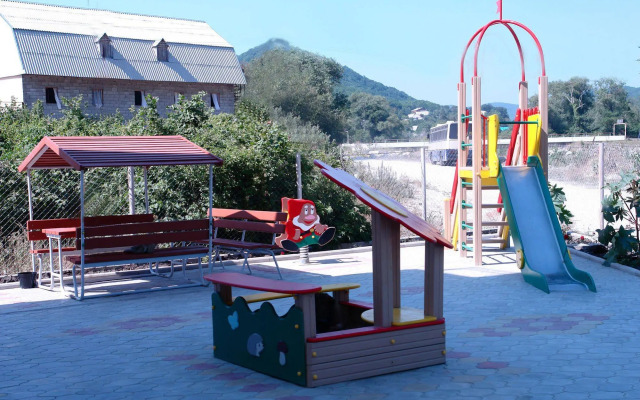 Lelux Hotel