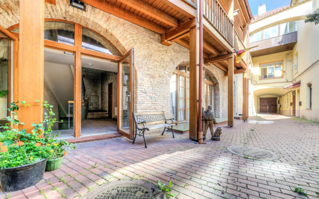 Old Town Gate Residence