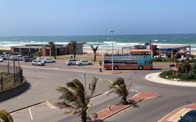 605 Tenbury Beach Apartment