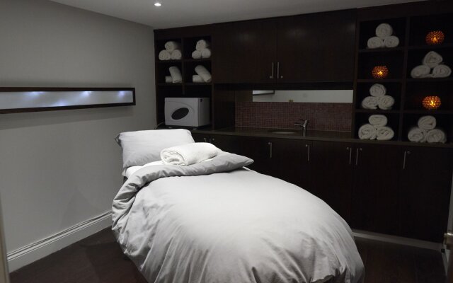 Elite Venue Selection Felbridge - Gatwick