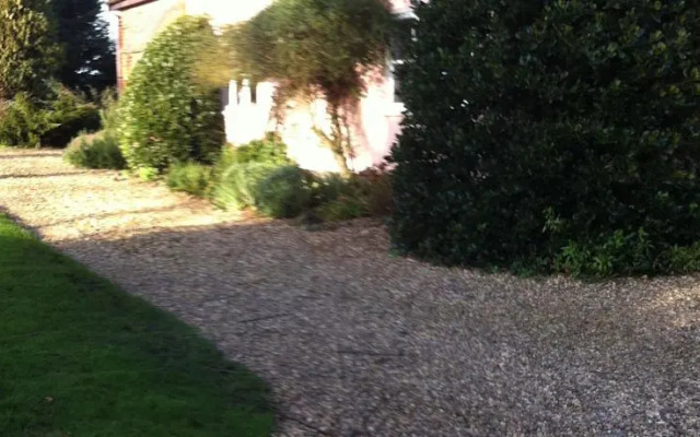 Thatched Farm Bed and Breakfast