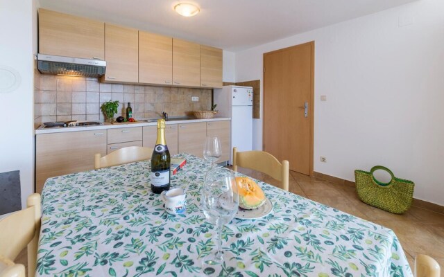 Amazing Apartment in Savudrija With 1 Bedrooms and Wifi