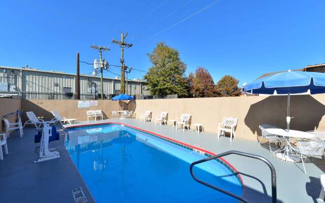 Americas Best Value Inn Brookhaven