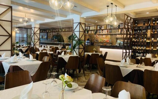 Iliad Hotel