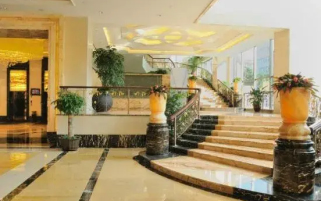 Pioneer Hotel