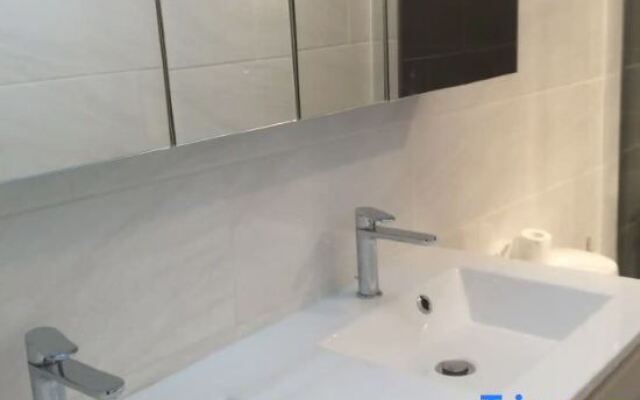 Rooms near Paris (20mn to Paris)