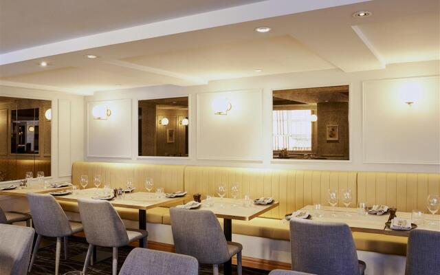 The Sebel Quay West Suites Sydney