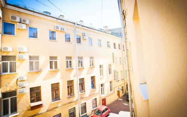 Питерские каникулы на улице Декабристов 2