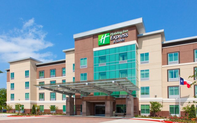 Holiday Inn Express & Suites Houston S - Medical Ctr Area